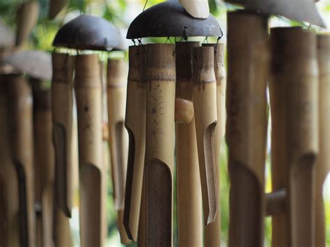 Cara Membuat Kerajinan Dari Bambu Untuk Menciptakan Lonceng Angin